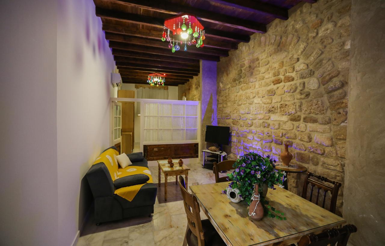 Tyre Boutique Apartments Tiro Exterior foto
