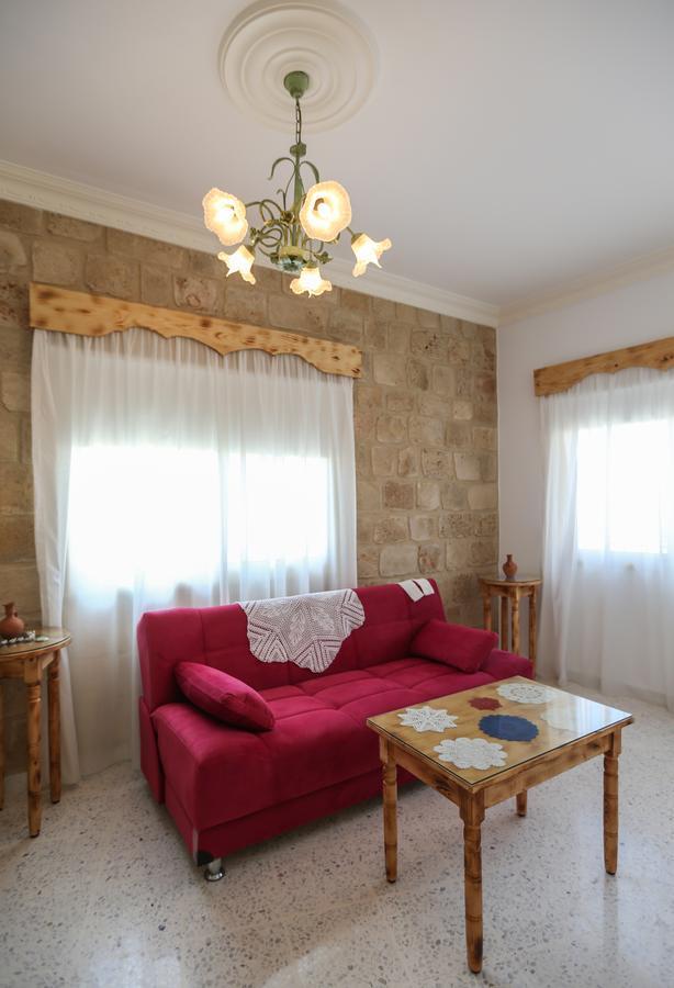 Tyre Boutique Apartments Tiro Exterior foto
